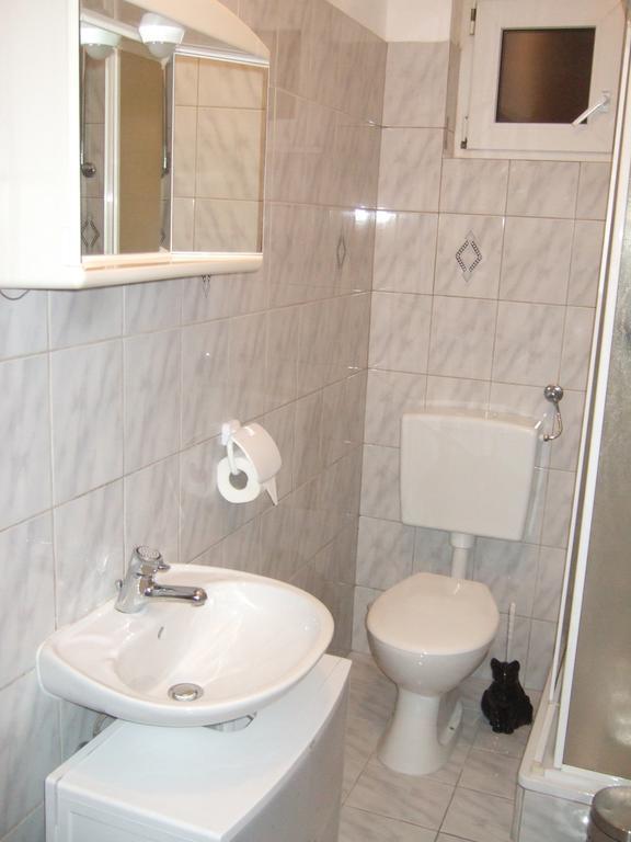 Apartments Bibijana Pakoštane Habitación foto